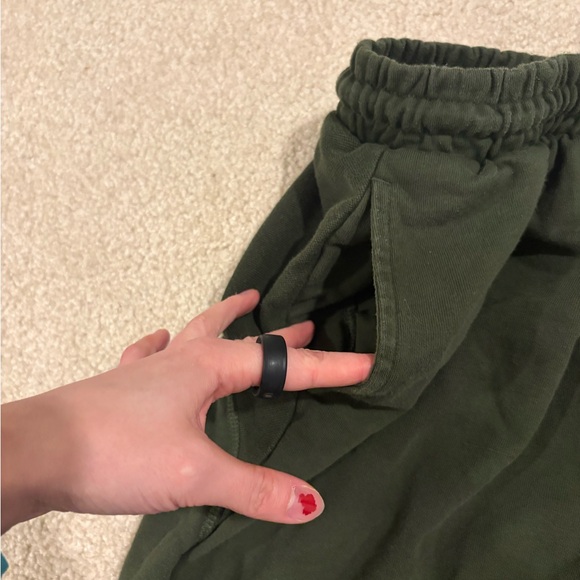 Gymshark Olive Green Joggers - Picture 5 of 9